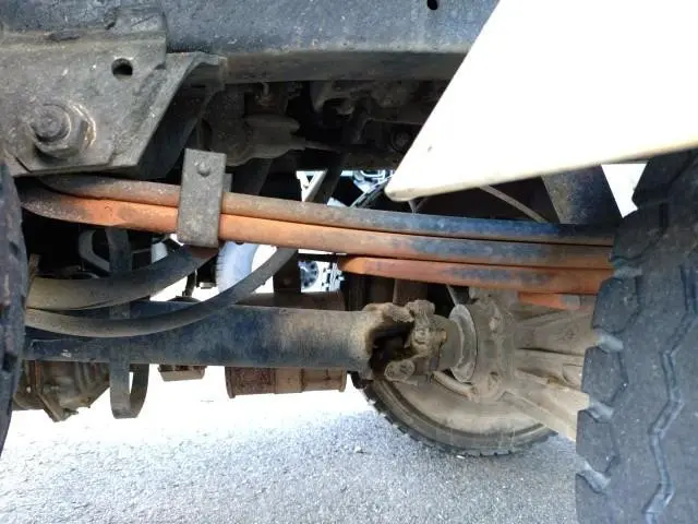いすゞ エルフ PB-NKR81AN(2WD)の写真34