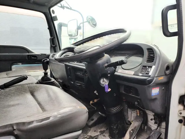 いすゞ フォワード PB-FRR35C3S(2WD)の写真10