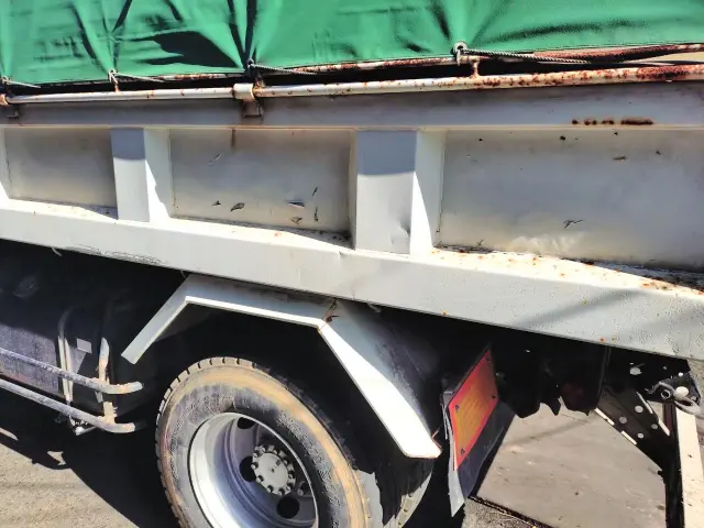 いすゞ フォワード PB-FRR35C3S(2WD)の写真15