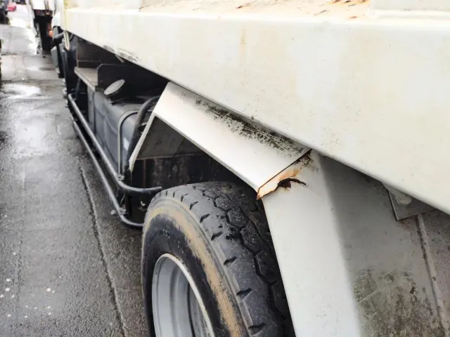 いすゞ フォワード PB-FRR35C3S(2WD)の写真16