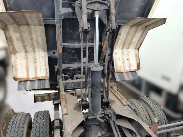 いすゞ フォワード PB-FRR35C3S(2WD)の写真22