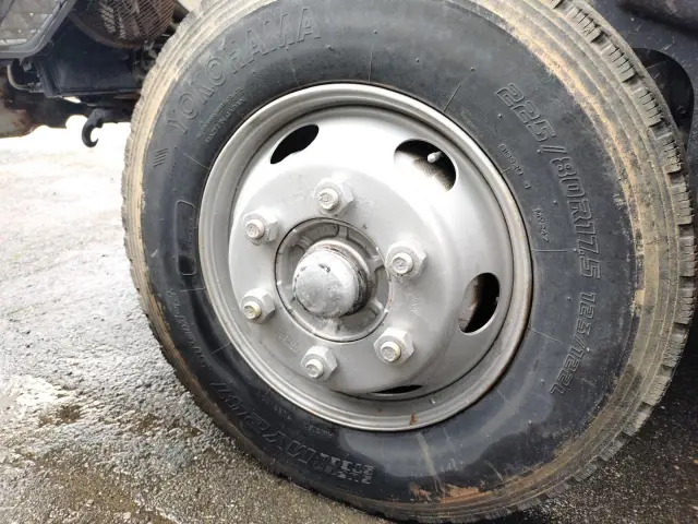 いすゞ フォワード PB-FRR35C3S(2WD)の写真34