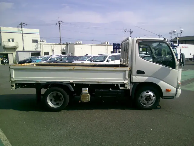 日野 デュトロ TKG-XZC675M(2WD)の写真26