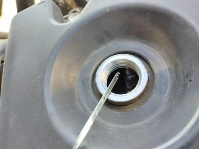 いすゞ エルフ BKG-NKR85AN(2WD)の写真43