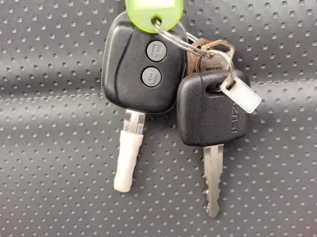 いすゞ エルフ TKG-NKR85AN(2WD)の写真7