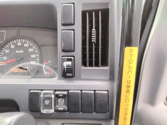 いすゞ エルフ TKG-NKR85AN(2WD)の写真15