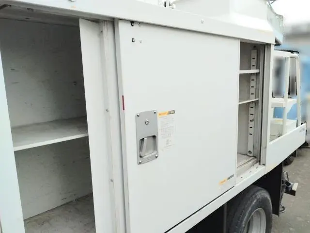 いすゞ エルフ TKG-NKR85AN(2WD)の写真22