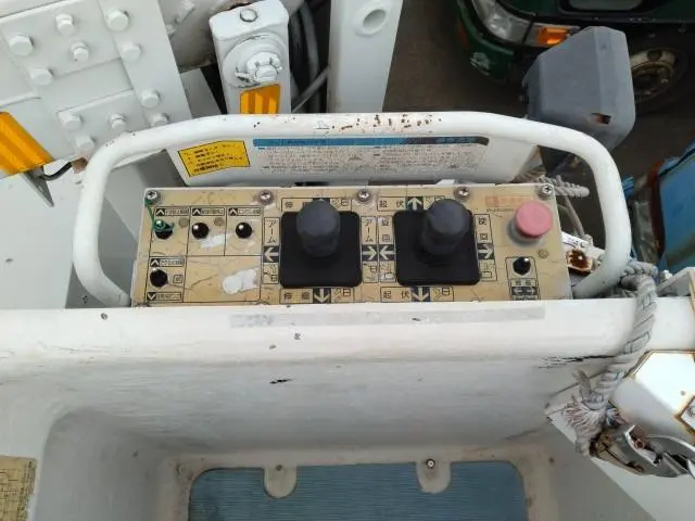 いすゞ エルフ TKG-NKR85AN(2WD)の写真29