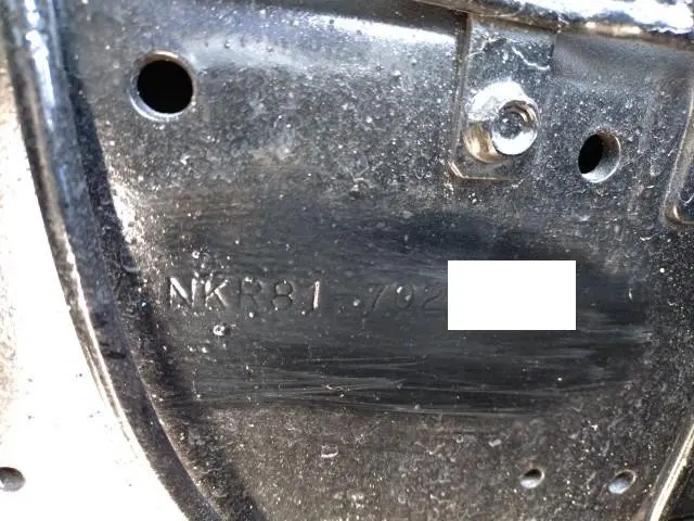 いすゞ エルフ PB-NKR81AN(2WD)の写真2