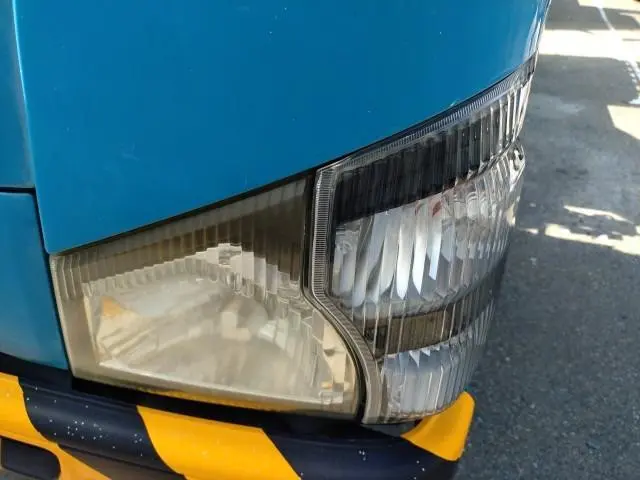いすゞ エルフ PB-NKR81AN(2WD)の写真18