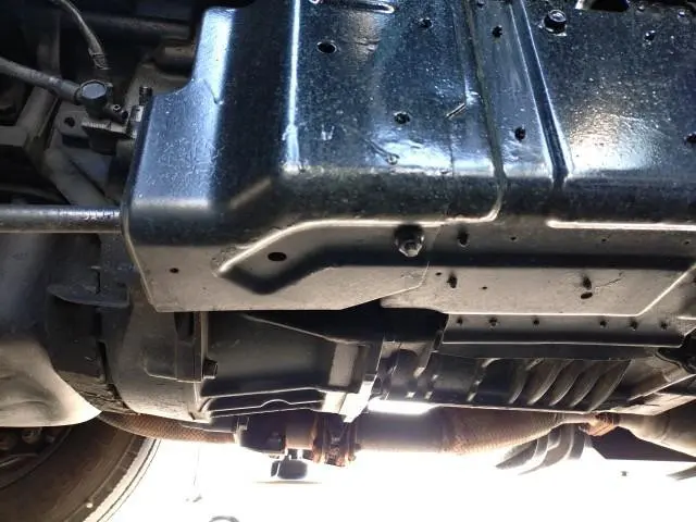 いすゞ エルフ PB-NKR81AN(2WD)の写真37