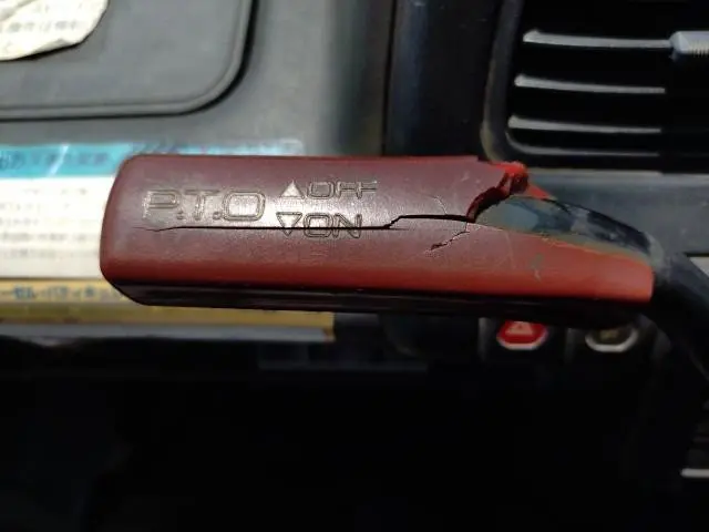 いすゞ エルフ PB-NKR81AN(2WD)の写真13