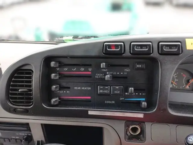 トヨタ コースター KK-HZB50(2WD)の写真9