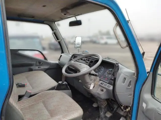 三菱 キャンター KC-FE517BD(2WD)の写真12