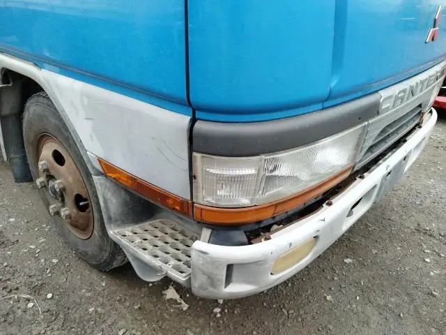 三菱 キャンター KC-FE517BD(2WD)の写真14