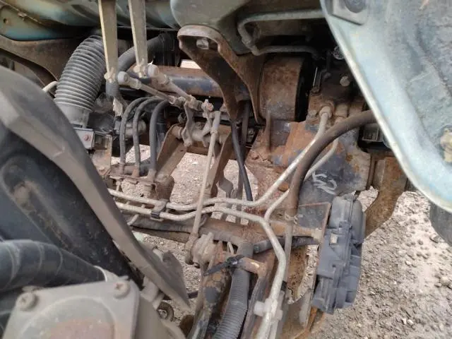 三菱 キャンター KC-FE517BD(2WD)の写真38