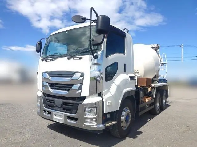 いすゞ ギガ 2KG-CXZ60CT(2WD)の写真1