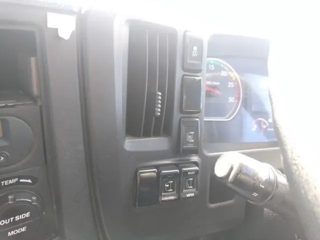 いすゞ ギガ 2KG-CXZ60CT(2WD)の写真8