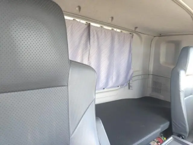 いすゞ ギガ 2KG-CXZ60CT(2WD)の写真16