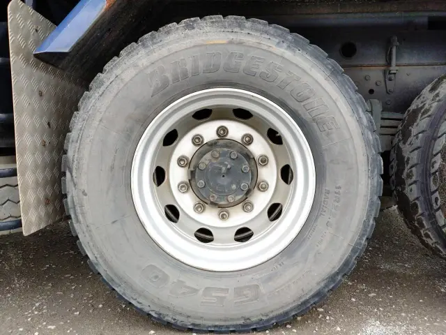三菱 スーパーグレート QKG-FV60VX(2WD)の写真40