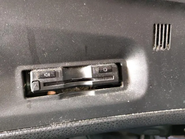 いすゞ ギガ 2PG-CYJ77CA(2WD)の写真9