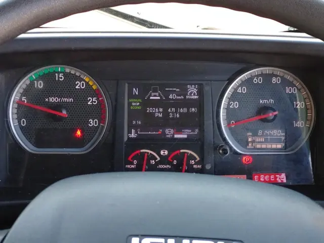 いすゞ ギガ 2PG-CYJ77CA(2WD)の写真11