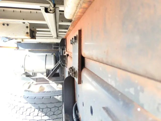 いすゞ ギガ 2PG-CYJ77CA(2WD)の写真43
