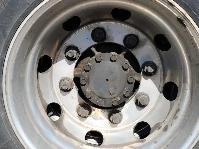 いすゞ ギガ 2PG-CYJ77CA(2WD)の写真45