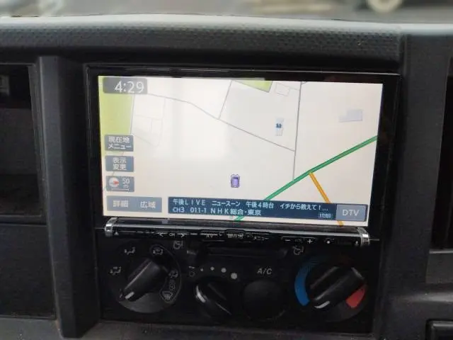 いすゞ エルフ TRG-NJR85A(2WD)の写真8