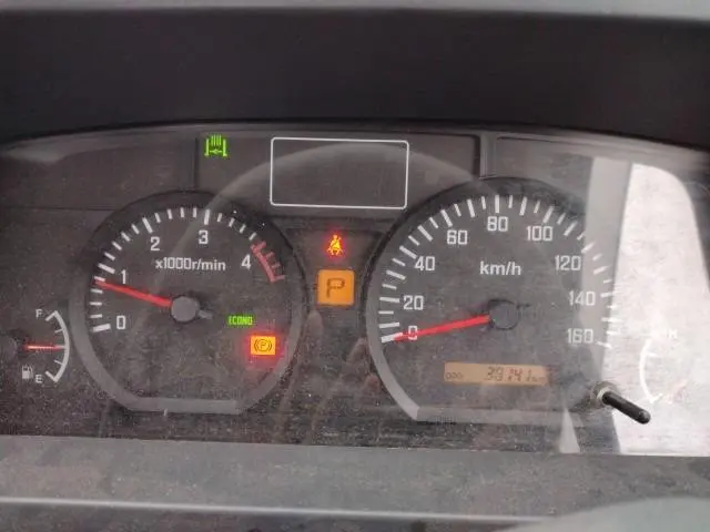 いすゞ エルフ TRG-NJR85A(2WD)の写真11