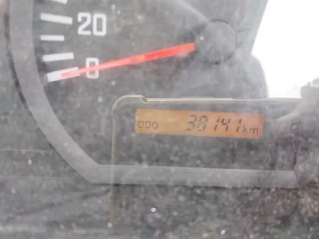 いすゞ エルフ TRG-NJR85A(2WD)の写真12