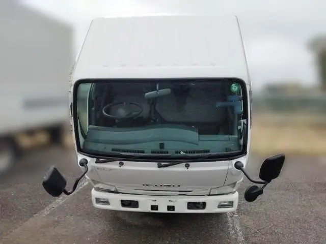 いすゞ エルフ TRG-NJR85A(2WD)の写真15