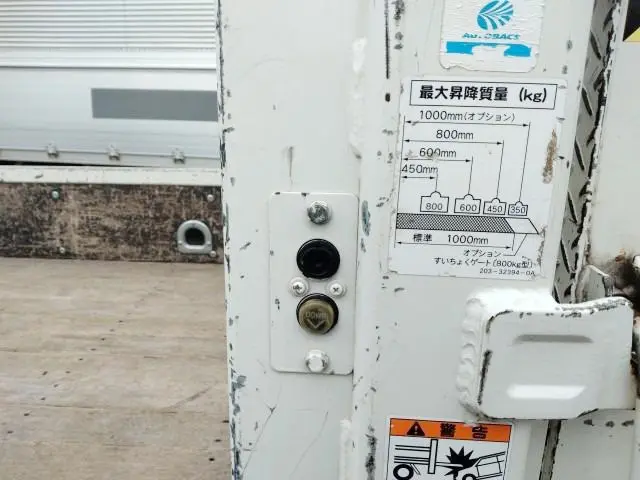 いすゞ エルフ TRG-NJR85A(2WD)の写真16