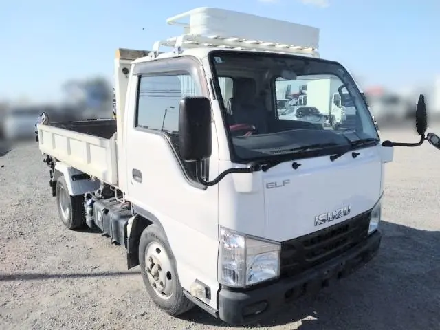 いすゞ エルフ 2RG-NKR88AN(2WD)の写真3