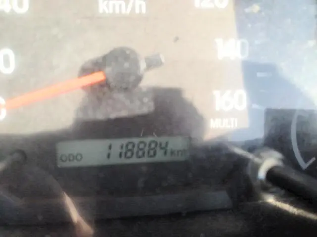いすゞ エルフ 2RG-NKR88AN(2WD)の写真11