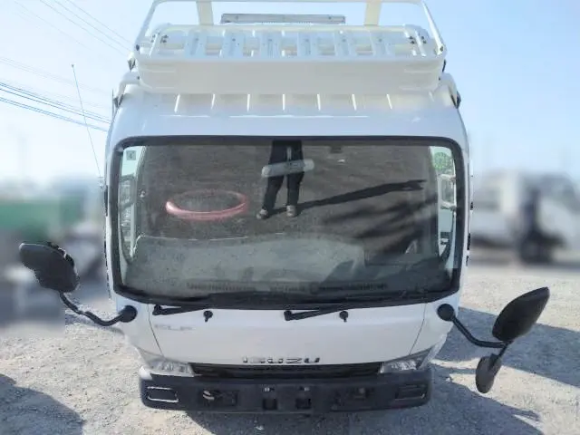 いすゞ エルフ 2RG-NKR88AN(2WD)の写真21