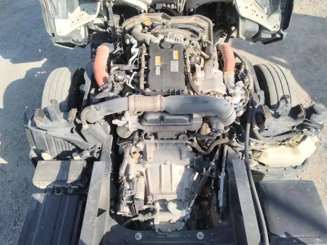 いすゞ エルフ 2RG-NKR88AN(2WD)の写真24