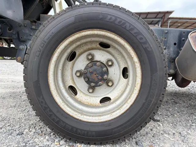 いすゞ エルフ TKG-NJR85AD(2WD)の写真35
