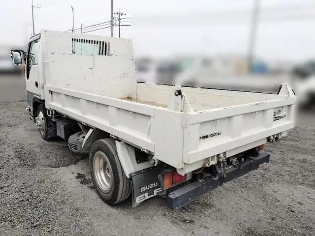 いすゞ エルフ TPG-NJR85AD(2WD)の写真6