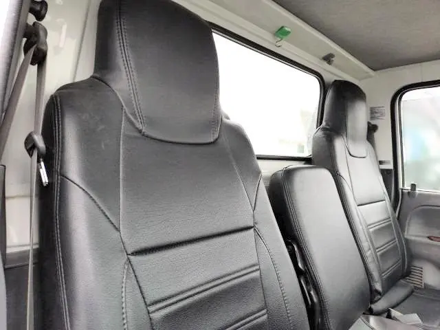 いすゞ エルフ TPG-NJR85AD(2WD)の写真18