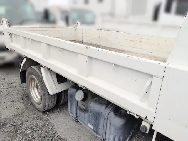 いすゞ エルフ TPG-NJR85AD(2WD)の写真27