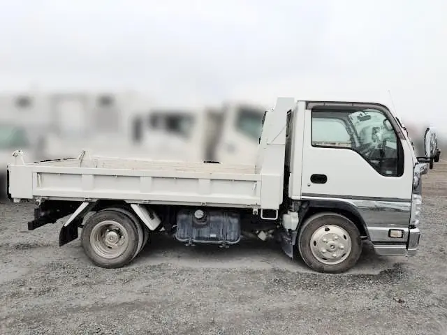 いすゞ エルフ TPG-NJR85AD(2WD)の写真28