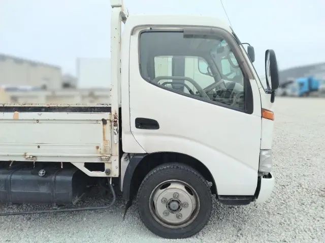 日野 デュトロ KK-XZU300E(2WD)の写真11