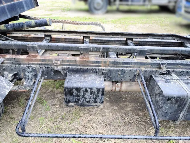 いすゞ エルフ KC-NPR70PV(2WD)の写真30