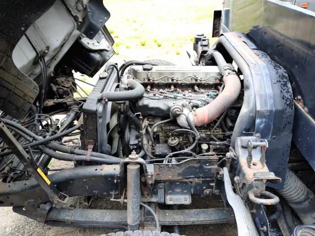いすゞ エルフ KC-NPR70PV(2WD)の写真32