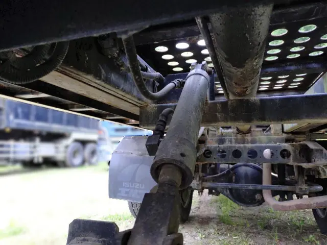 いすゞ エルフ KC-NPR70PV(2WD)の写真39