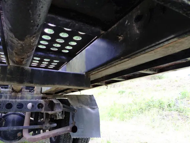 いすゞ エルフ KC-NPR70PV(2WD)の写真40