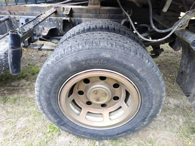 いすゞ エルフ KC-NPR70PV(2WD)の写真46