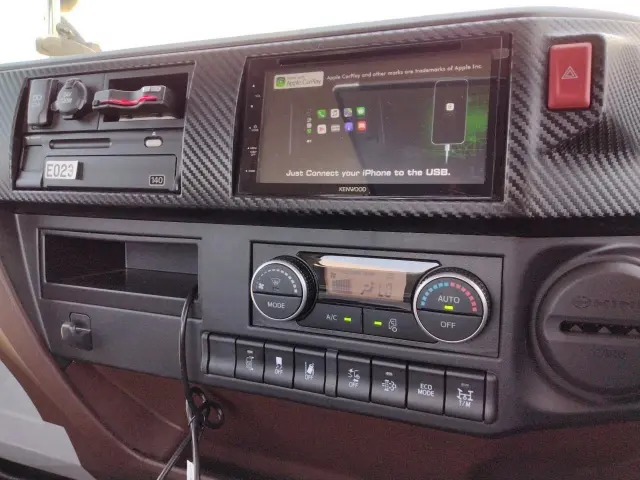日野 レンジャー 2KG-FE2ACG(2WD)の写真8