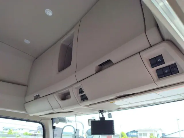 日野 レンジャー 2KG-FE2ACG(2WD)の写真16